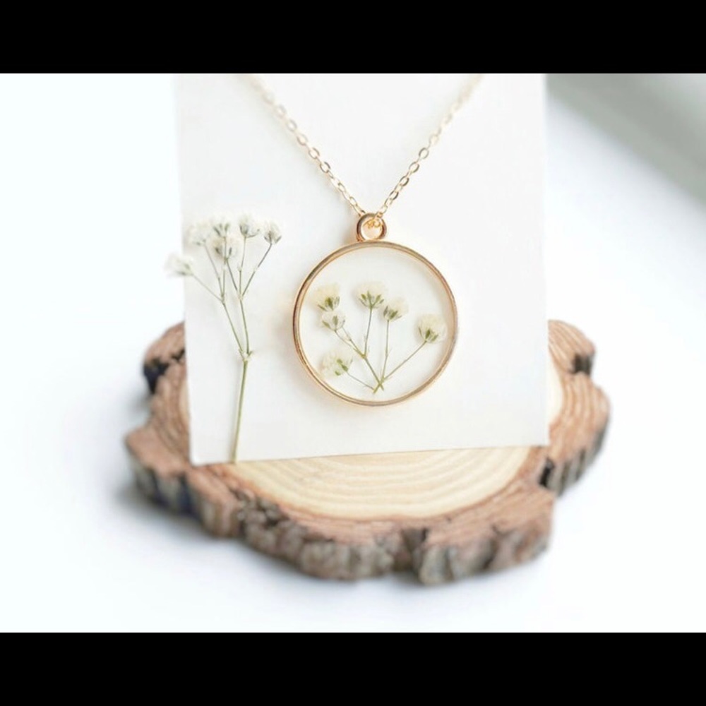 Flower Necklace
